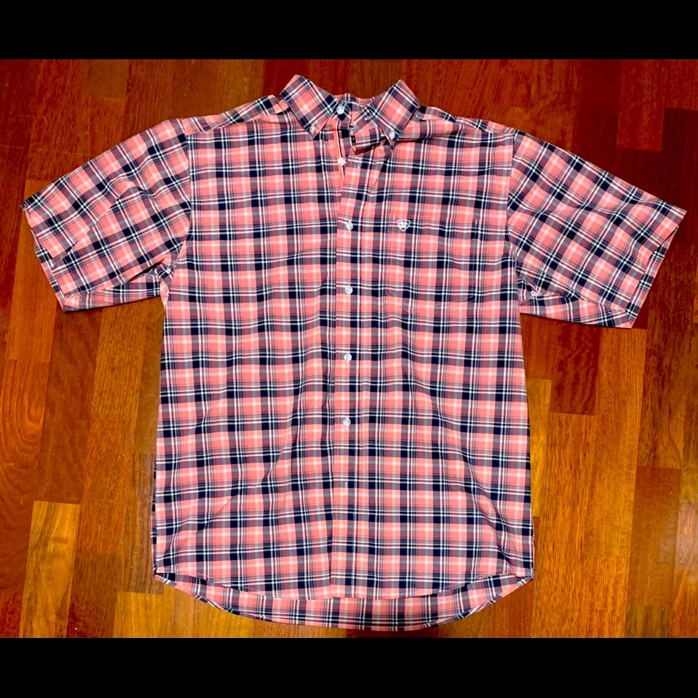 Ariat shirt